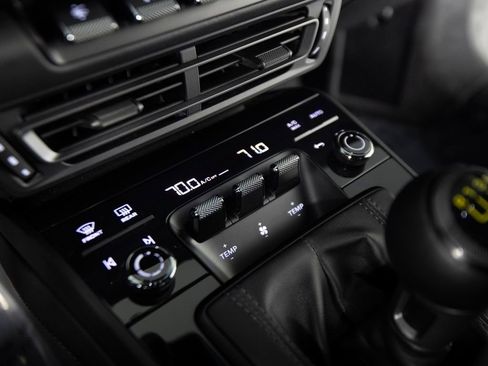 Certified 2022 Porsche 911 GT3 image 27