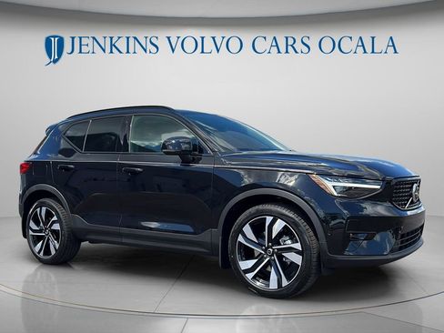 New 2026 Volvo XC40 B5 Plus w/ Climate Package AWD/4WD image 1