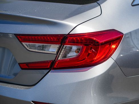Used 2020 Honda Accord LX image 11