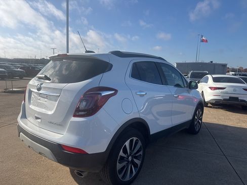 Used 2022 Buick Encore Preferred w/ Safety Package image 6