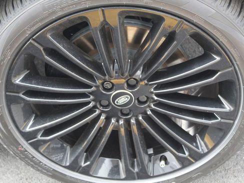 New 2026 Land Rover Range Rover Velar Dynamic SE AWD/4WD image 20