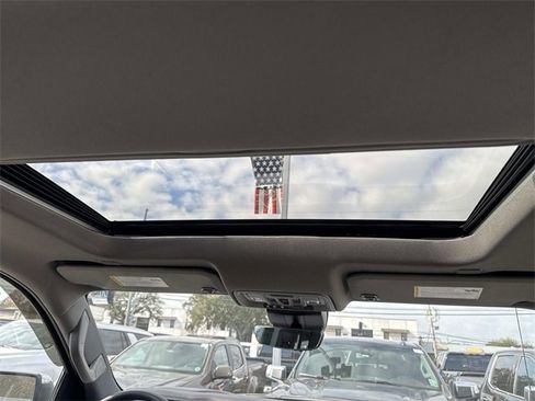 Certified 2024 GMC Sierra 1500 Denali w/ Denali Reserve Package image 13