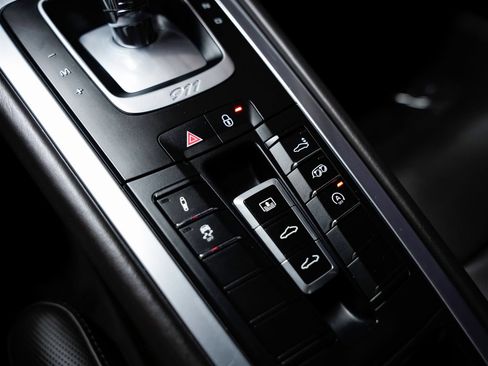 Used 2017 Porsche 911 Carrera S RWD image 16