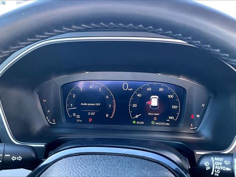 Used 2023 Honda Pilot Elite image 25