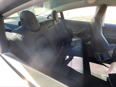 Used 2020 Tesla Model 3 Long Range image 26