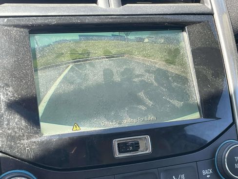 Used 2014 Chevrolet Malibu LT image 22