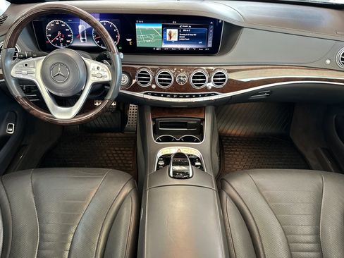 Used 2018 Mercedes-Benz S 560 Sedan image 13