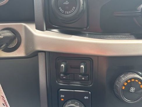 Used 2023 Ford F150 XLT w/ XTR Package AWD/4WD image 38