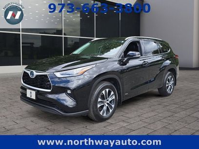 Used 2022 Toyota Highlander XLE