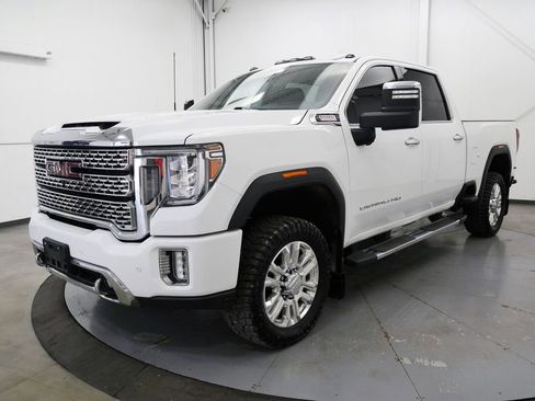 Used 2022 GMC Sierra 2500 Denali w/ Denali Ultimate Package AWD/4WD image 3