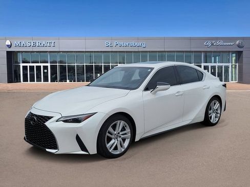 Used 2023 Lexus IS 300 w/ Comfort Package RWD image 2