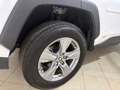 Used 2024 Toyota RAV4 LE AWD/4WD image 26