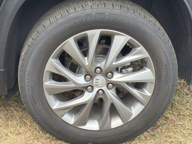 Used 2025 Buick Enclave Preferred FWD image 13