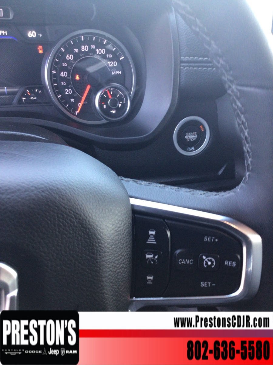 Used 2026 RAM 1500 Laramie AWD/4WD image 12