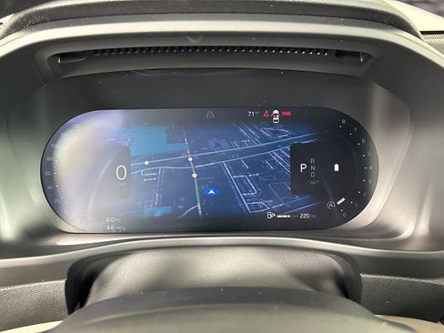 Used 2026 Volvo XC40 B5 Ultra image 13