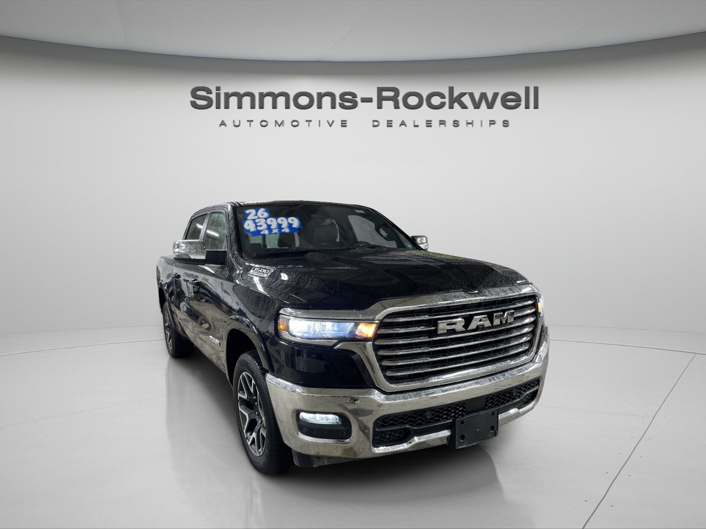 Used 2026 RAM 1500 Laramie AWD/4WD image 7