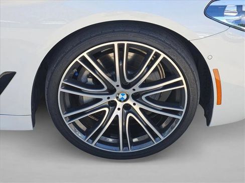 Used 2018 BMW 540i w/ M Sport Package image 23