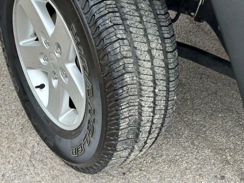 Used 2015 Jeep Wrangler Unlimited Sport w/ Quick Order Package 24S image 37