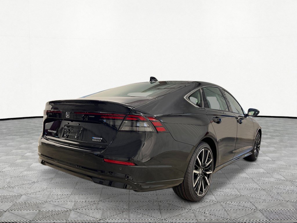 New 2026 Honda Accord Touring image 7