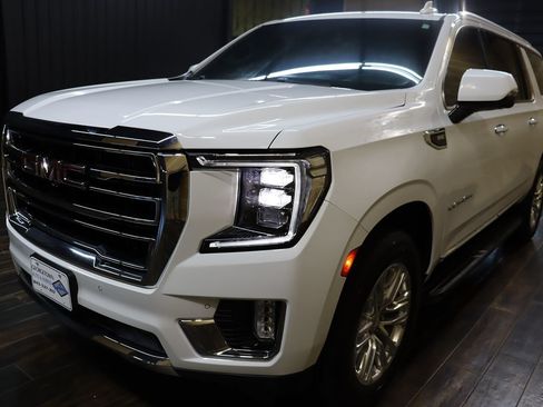 Used 2021 GMC Yukon XL SLT w/ SLT Premium Package RWD image 6