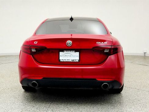 Used 2020 Alfa Romeo Giulia Ti w/ Active Blind Spot Package AWD/4WD image 6