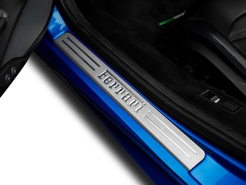Used 2018 Ferrari 488 Spider RWD image 64