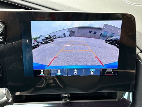 New 2025 Chevrolet Corvette E-Ray image 21