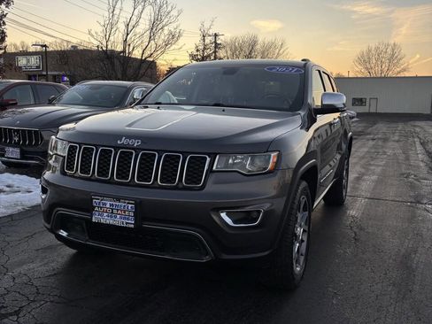Used 2021 Jeep Grand Cherokee Limited image 1
