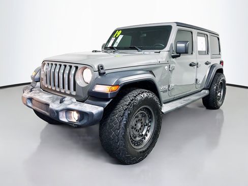 Used 2019 Jeep Wrangler Unlimited Sport S AWD/4WD image 10