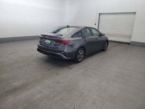 Used 2023 Kia Forte LXS FWD image 9