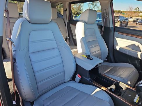 Used 2022 Honda CR-V Touring image 12