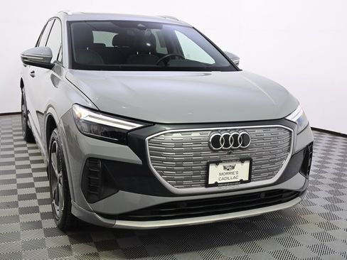 Used 2022 Audi Q4 e-tron Premium w/ Convenience Package image 9