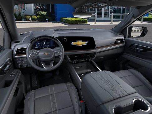 New 2026 Chevrolet Suburban High Country AWD/4WD image 15