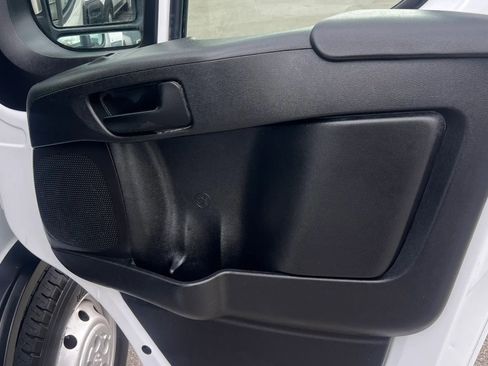 Used 2023 RAM ProMaster 2500 FWD image 28