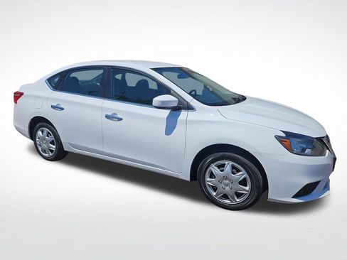 Used 2019 Nissan Sentra S FWD image 6