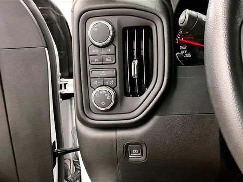 Used 2023 GMC Sierra 1500 Pro w/ Pro Value Package AWD/4WD image 35