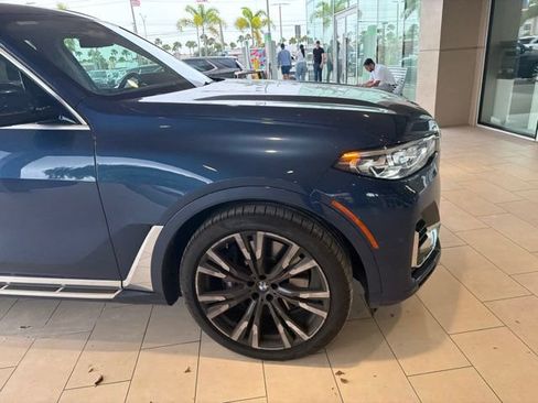 Used 2020 BMW X7 xDrive50i w/ Dynamic Handling Package AWD/4WD image 4