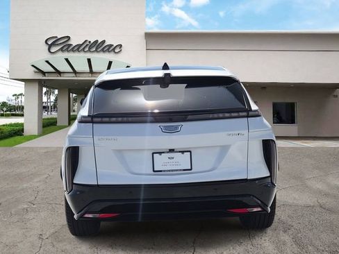 Certified 2024 Cadillac Lyriq Sport w/ Nappa Leather Package image 4