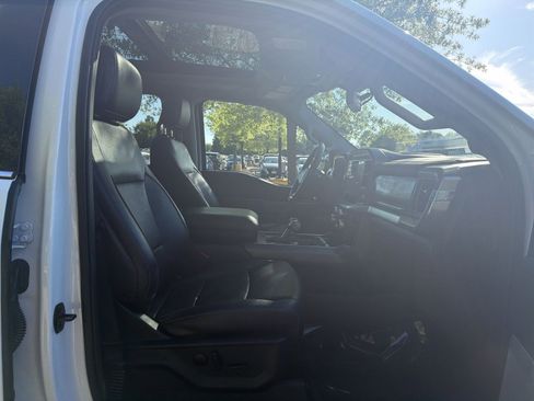 Used 2023 Ford F150 Lariat w/ Trailer Tow Package AWD/4WD image 19