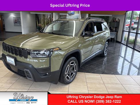 New 2026 Jeep Cherokee Laredo AWD/4WD image 1