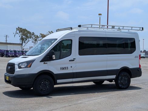 Used 2018 Ford Transit 350 XL image 2