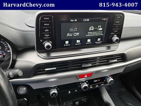 Used 2020 Kia Telluride LX AWD/4WD image 8