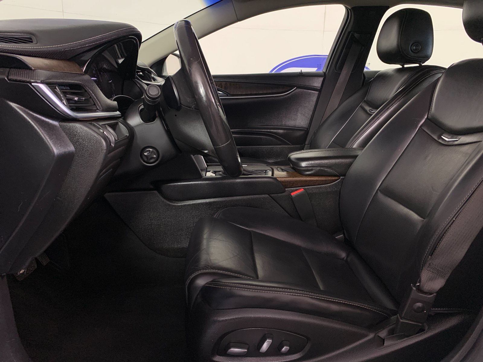 Used 2018 Cadillac XTS Luxury FWD image 15