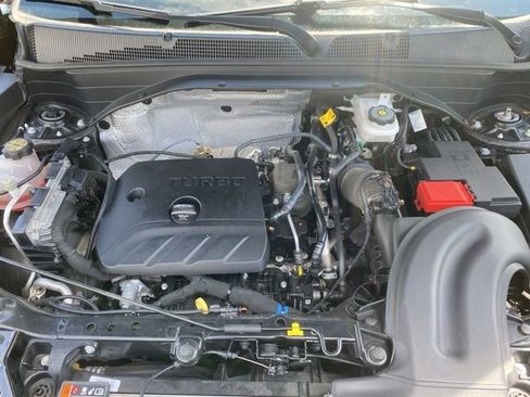 Used 2023 Chevrolet TrailBlazer LT w/ Convenience Package FWD image 40