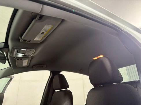 Used 2024 Chevrolet Malibu LT FWD image 18