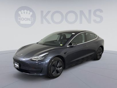 Used 2019 Tesla Model 3 Mid Range