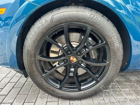 Certified 2025 Porsche Cayenne GTS AWD/4WD image 15