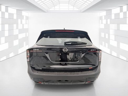 New 2026 Nissan Kicks SR FWD image 8