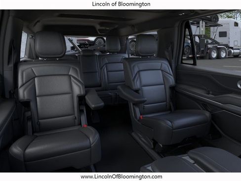 New 2026 Lincoln Navigator L Reserve AWD/4WD image 12