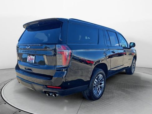 Certified 2025 Chevrolet Suburban Z71 image 6